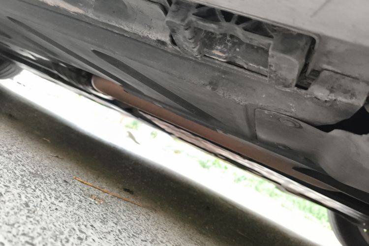 奔驰E级 2021款 改款 E 300 L 运动时尚型局部细节9001