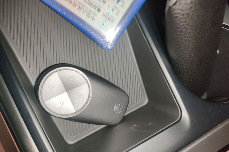 蔚来EC6 2020款 440KM 性能版中控内饰11