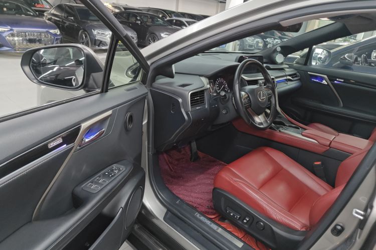雷克萨斯RX 2020款 改款 300 两驱精英版中控内饰20