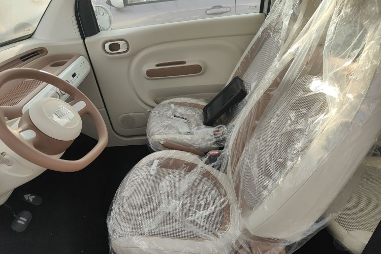 奔腾小马 2026款 222km 萌趣马 Plus中控内饰19