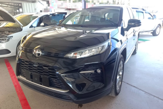 丰田 威兰达 2022款 2.0L CVT两驱豪华版