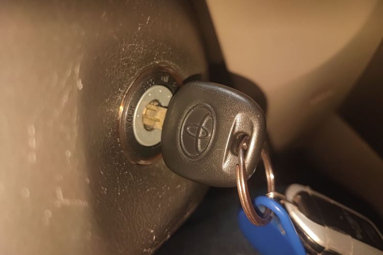 丰田 逸致 2011款 180G CVT舒适版中控内饰7001