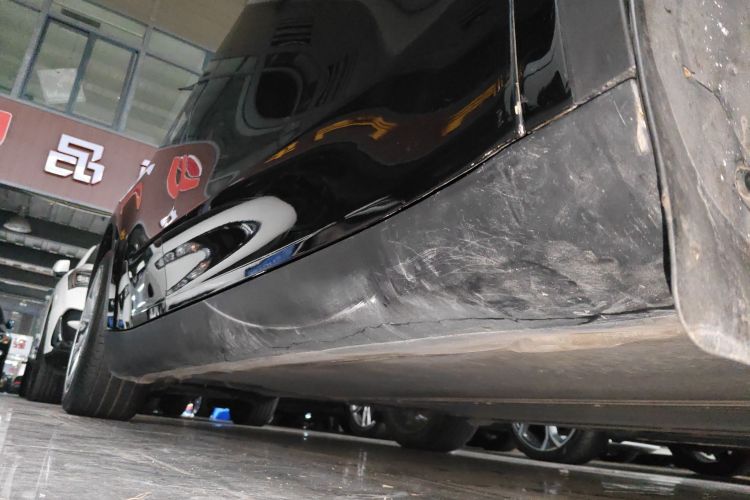 特斯拉 Model Y 2022款 长续航全轮驱动版局部细节9001