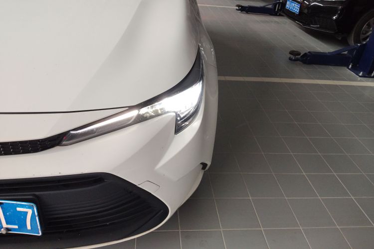 丰田 雷凌 2023款 TNGA 1.5L CVT进取版局部细节36