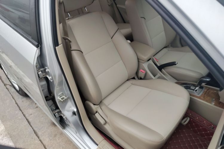 别克 凯越 2015款 1.5L 自动经典型局部细节41