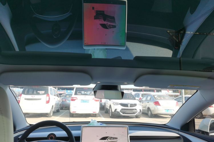 特斯拉 Model 3 2023款 长续航全轮驱动版中控内饰22