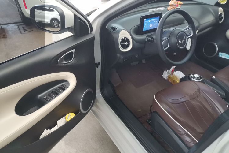 五菱汽车 五菱缤果 2023款 203km 轻享款中控内饰7003