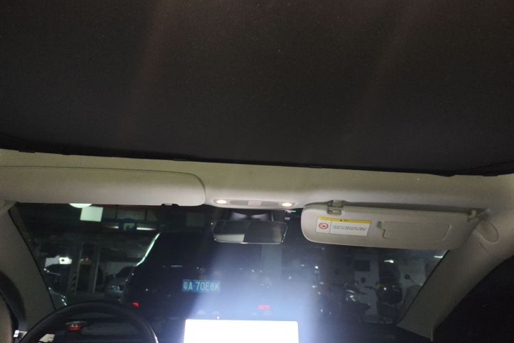 特斯拉 Model 3 2019款 标准续航后驱升级版中控内饰22