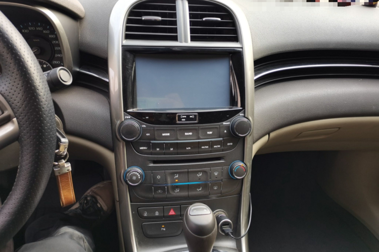 雪佛兰 迈锐宝 2014款 2.0L 自动舒适版中控内饰16