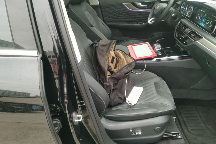 红旗HS5 2022款 改款 2.0T 智联旗享版局部细节41