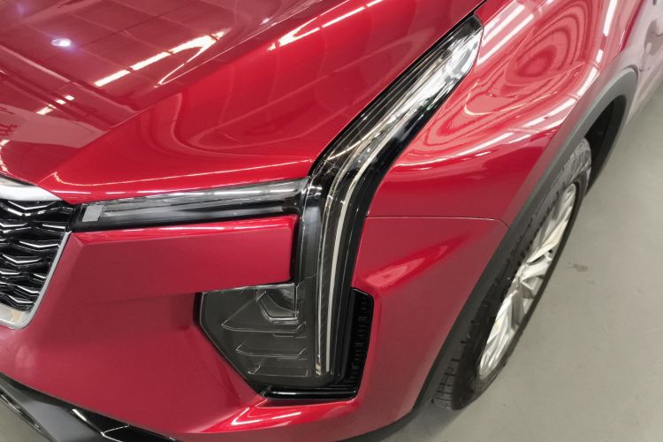 凯迪拉克XT4 2024款 28T 两驱豪华型车身外观36