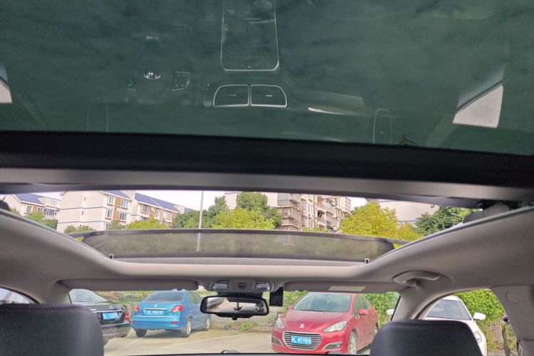 起亚KX5 2019款 1.6T 自动两驱豪华版局部细节22