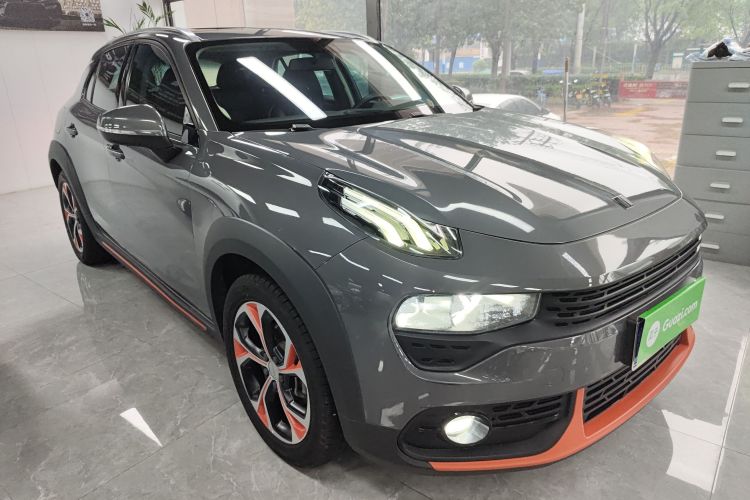 领克02 2019款 高能版 2.0T 自动两驱耀版 国VI车身外观3