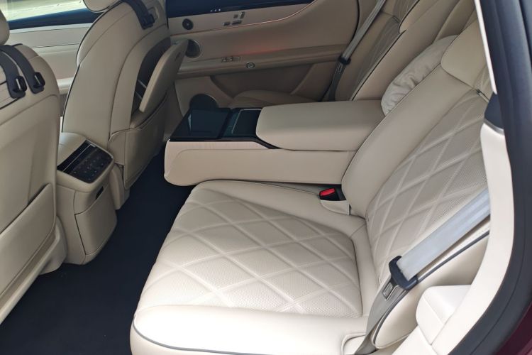 鸿蒙智行 享界S9 2024款 纯电 Ultra 四驱旗舰版中控内饰7004