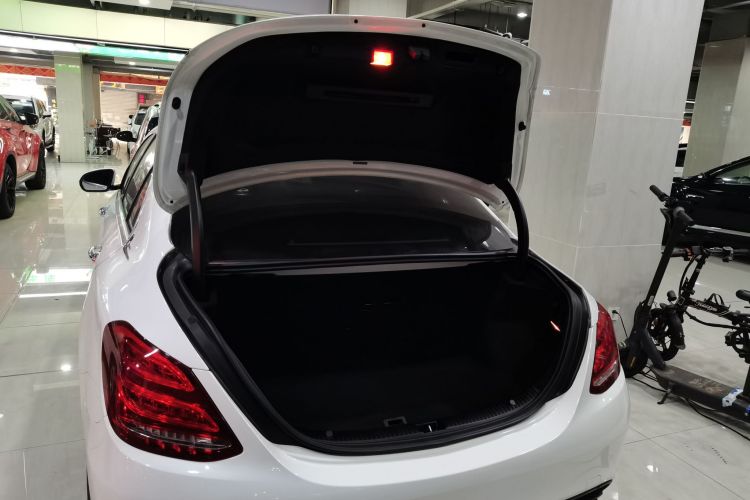 奔驰C级 2018款 C 180 L 时尚型运动版机舱底盘23