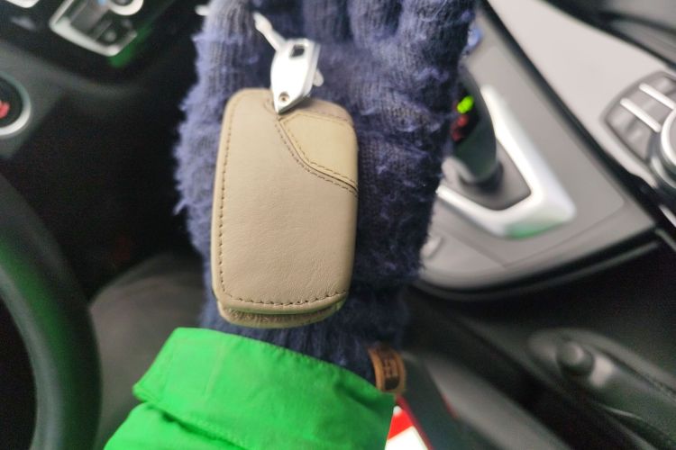 宝马3系GT 2020款 320i M运动套装中控内饰11