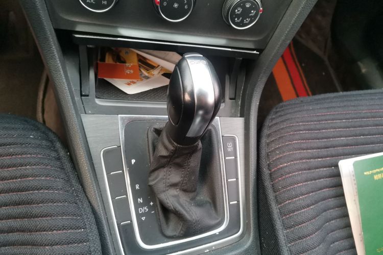 大众 高尔夫 2014款 1.4TSI 自动舒适型中控内饰18