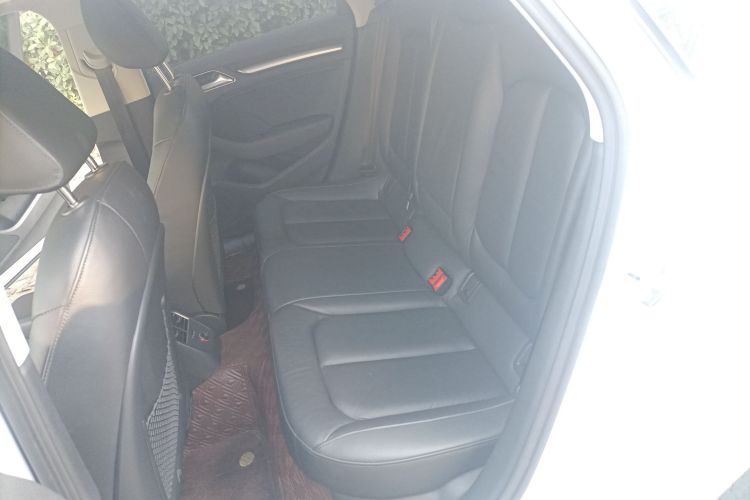 奥迪A3 2016款 Limousine 35 TFSI 风尚型中控内饰7004