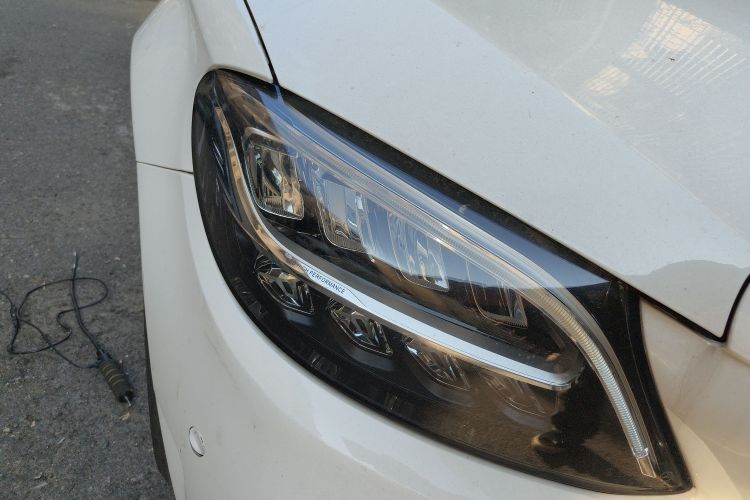 奔驰C级 2019款 C 180 L 时尚型运动版车身外观8