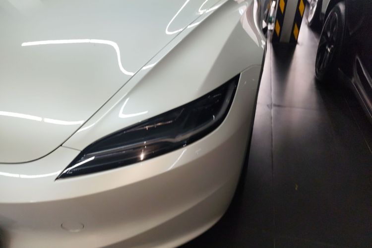 特斯拉 Model 3 2023款 长续航全轮驱动版局部细节36