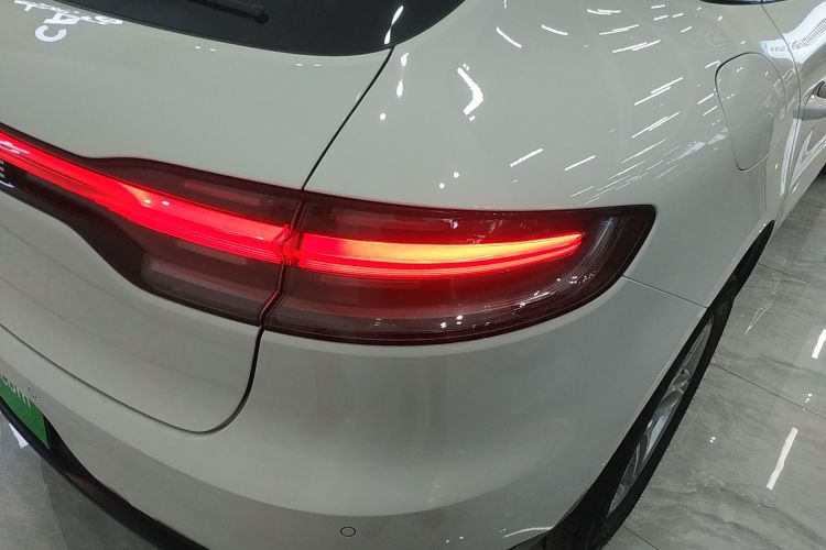 保时捷 2021款 Macan 2.0T车身外观9