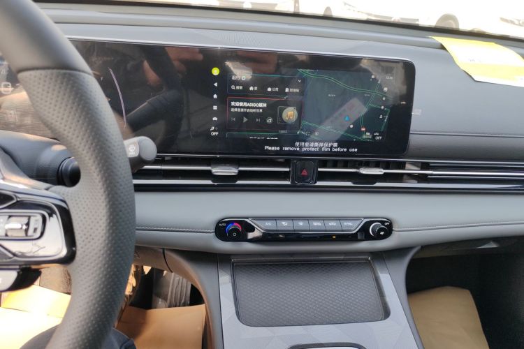 广汽传祺 2024款 270T DCT 影豹S版中控内饰16