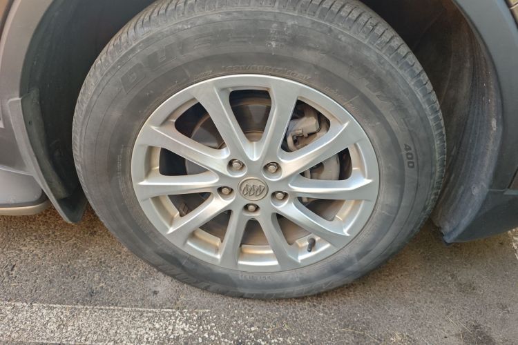 别克 昂科威 2015款 20T 两驱精英型车身外观10