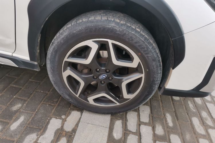 斯巴鲁XV 2019款 2.0i 智擎旗舰版EyeSight 国VI车身外观10