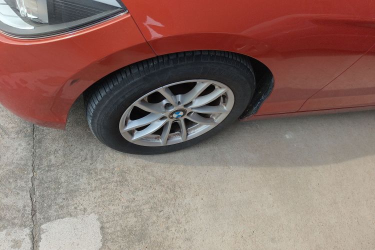 宝马1系(进口) 2013款 改款 118i 领先型车身外观6007