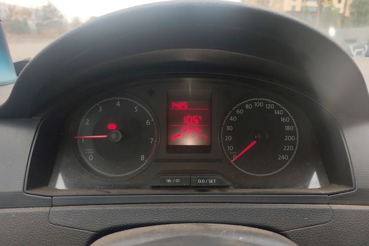 大众 桑塔纳 2021款 1.5L 手动风尚版中控内饰14