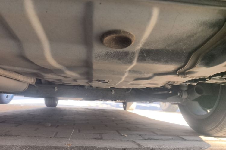 日产 轩逸 2021款 经典 1.6XE CVT舒适版局部细节9009