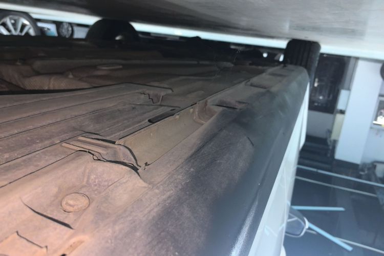 福特 福克斯 2018款 三厢经典 EcoBoost 180 自动精英型局部细节9002