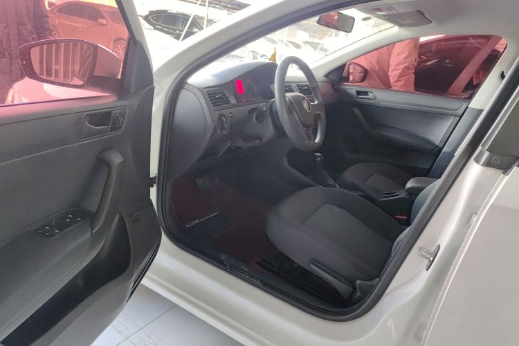 大众 桑塔纳 2021款 1.5L 自动风尚版中控内饰7003