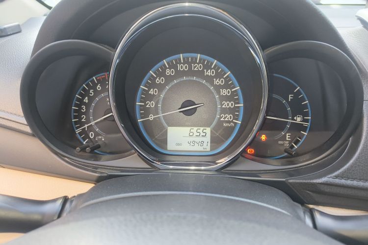 丰田 威驰 2014款 1.3L 手动型尚版中控内饰14