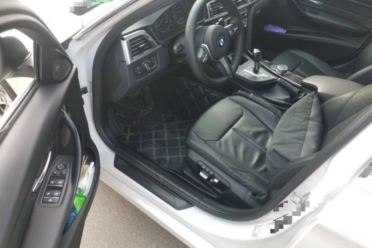 宝马3系 2017款 320Li 时尚型中控内饰7003