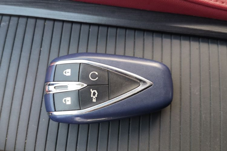 长安CS75 PLUS 2022款 第二代 2.0T 自动尊贵型中控内饰11