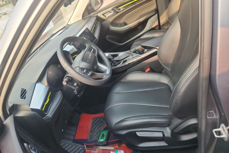 荣威i5 2021款 1.5L CVT钻石版中控内饰19