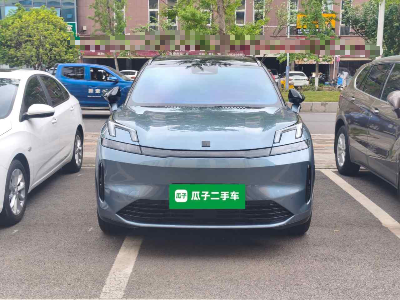 领克08 EM-P 2025款 245km 超长续航Halo(1)