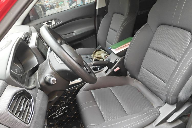 奇瑞 瑞虎5x 2019款 HERO 1.5L 手动时尚版中控内饰19