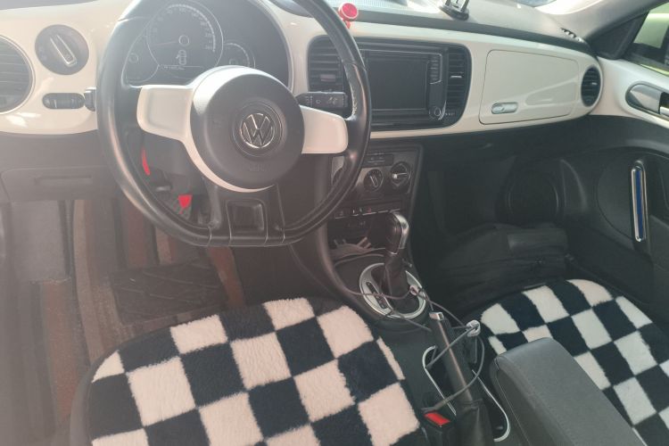 大众 甲壳虫 2015款 280TSI中控内饰12