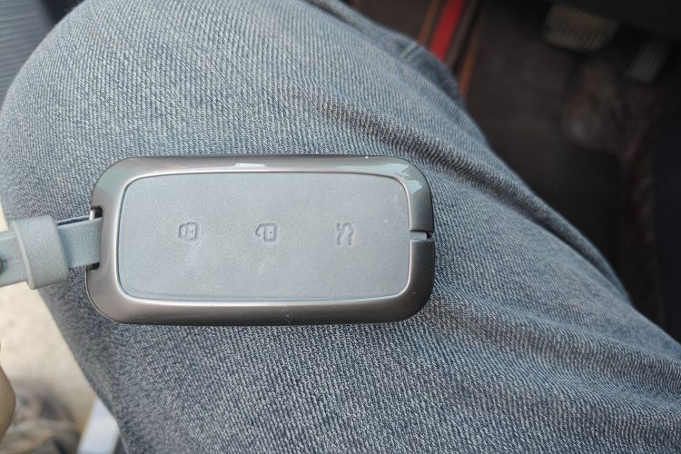 吉利银河 银河E5 2024款 530km 探索+版中控内饰7001