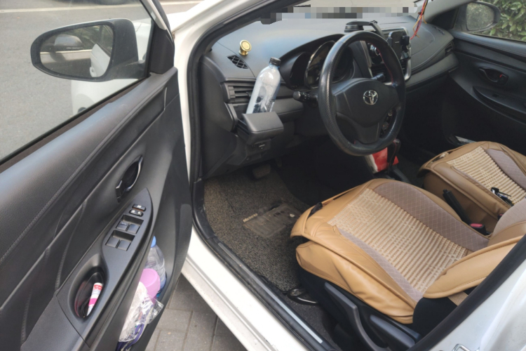 丰田 YARiS L 致炫 2017款 1.5E CVT劲速升级版中控内饰20