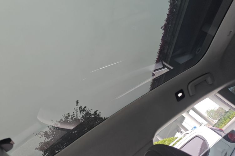 极氪001 2022款 长续航双电机 WE版局部细节22