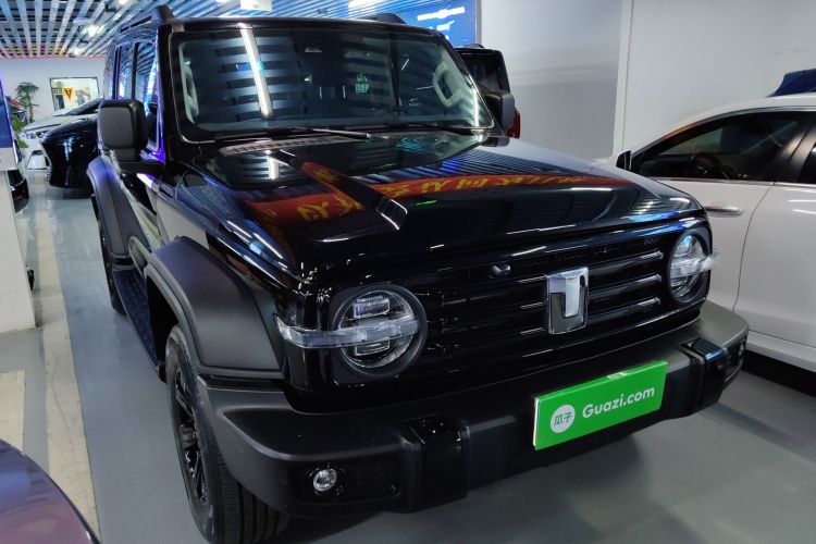 坦克300 2024款 2.0T 征服者车身外观3