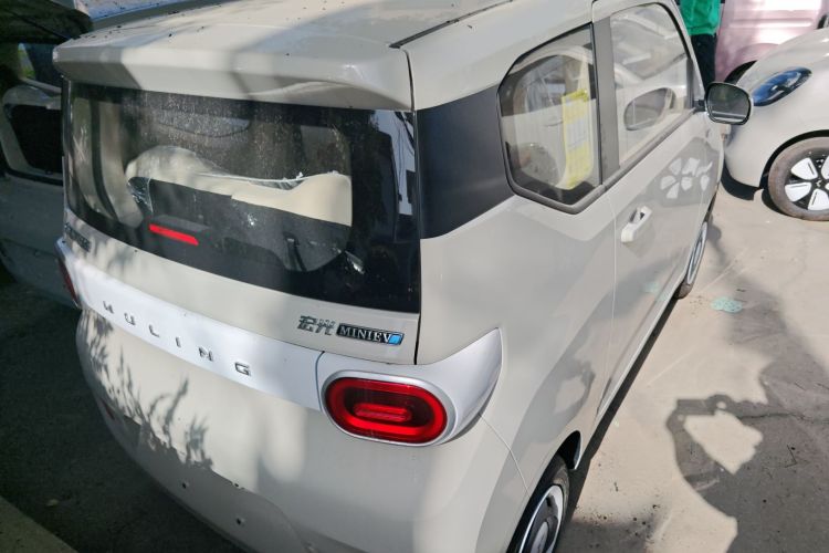 五菱汽车 宏光MINIEV 2024款 第三代 215km 青春版车身外观6