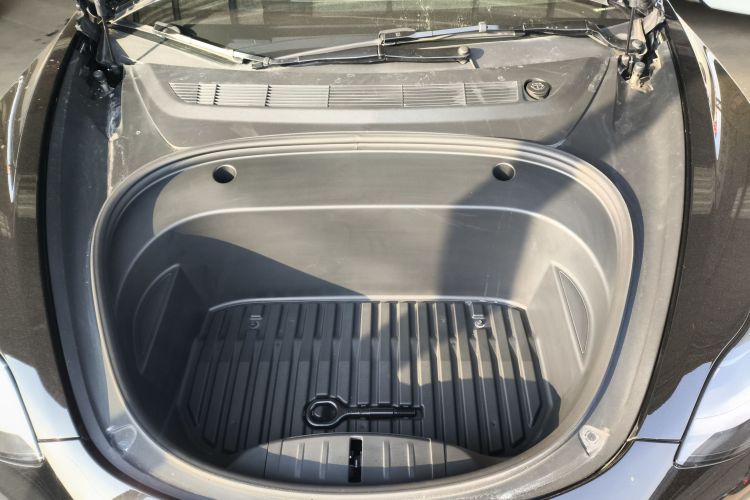 特斯拉 Model 3 2021款 标准续航后驱升级版 3D6机舱底盘24