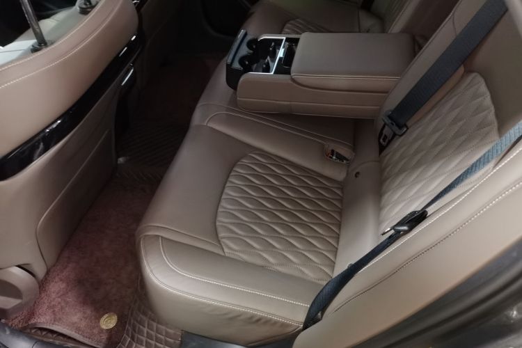 比亚迪 汉 2023款 DM-i 冠军版 121KM 尊荣型中控内饰21