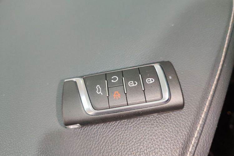 广汽传祺 传祺GS4 2022款 270T 自动智行科技版中控内饰7001