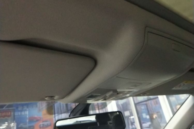 大众 途观L 2020款 330TSI 自动两驱全景舒适版 国VI中控内饰22