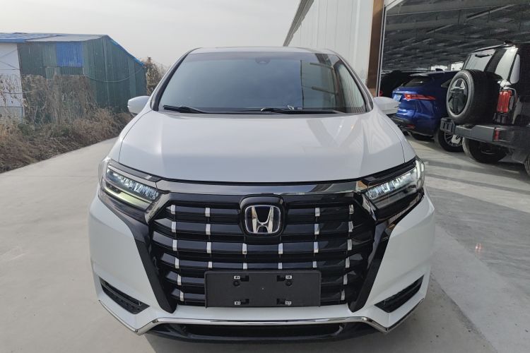 本田 艾力绅 2022款 2.0L e:HEV 豪华版车身外观2